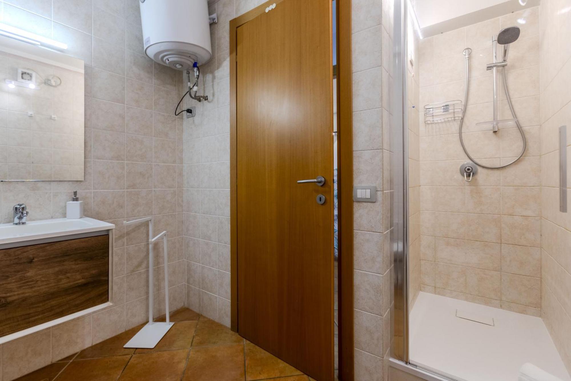 Aetos Home With Shared Swimming Pool - Porto Pino Hill Экстерьер фото